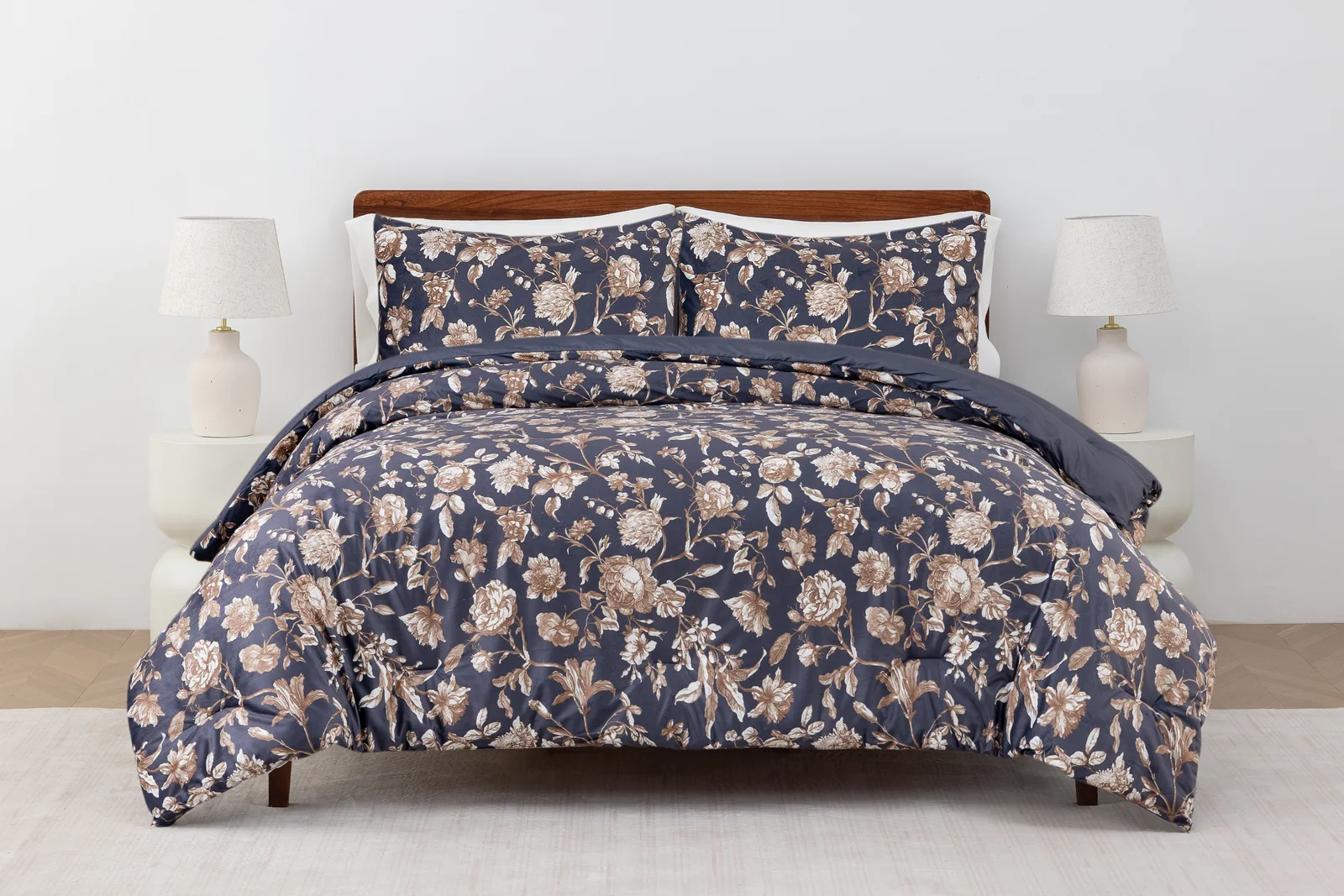 Product preview — Digital Print Holland Velvet rev. Solid Microfiber Comforter Set 
