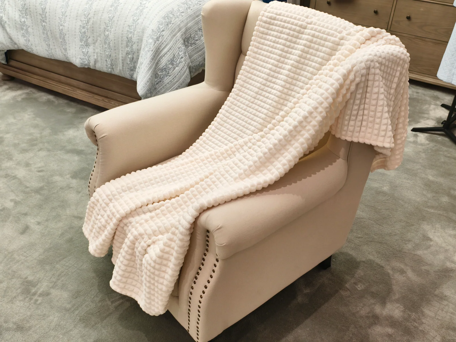 Product preview — Lasercut & Jacquard Flannel Throw