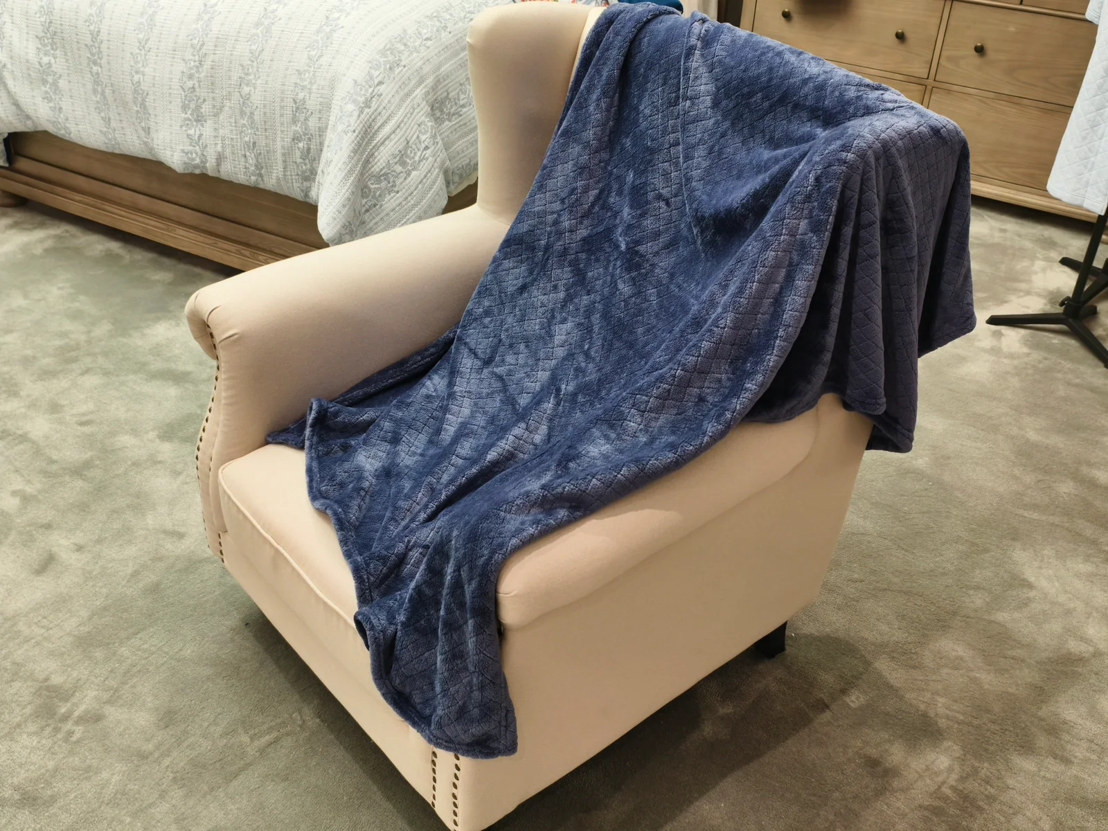 Product preview — Dianmond Jacquard Flannel Throw